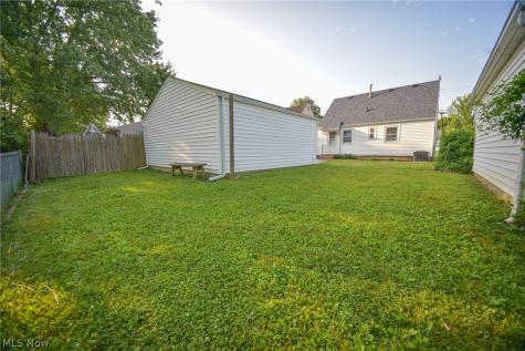 18400 Rockland Avenue Cleveland OH 44135