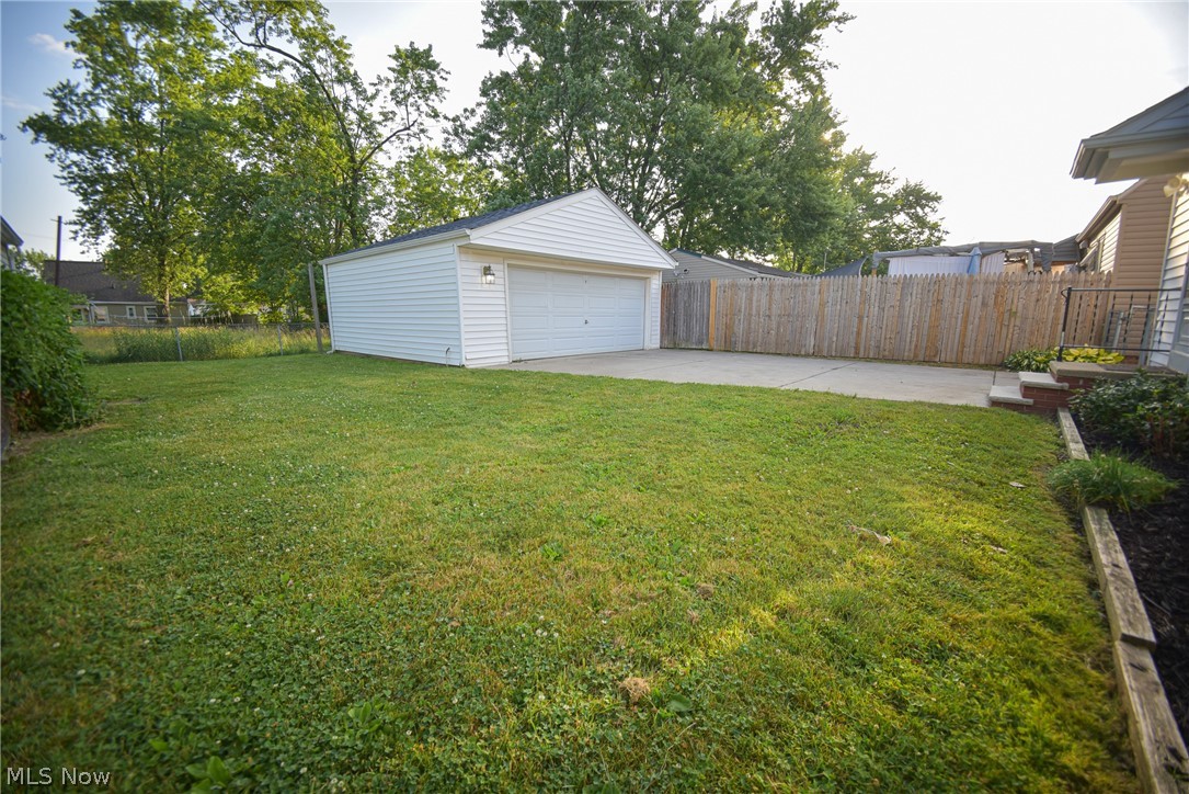 18400 Rockland Avenue Cleveland OH 44135