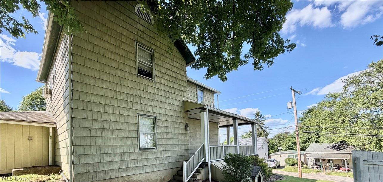 1255 Oakwood Avenue East Liverpool OH 43920