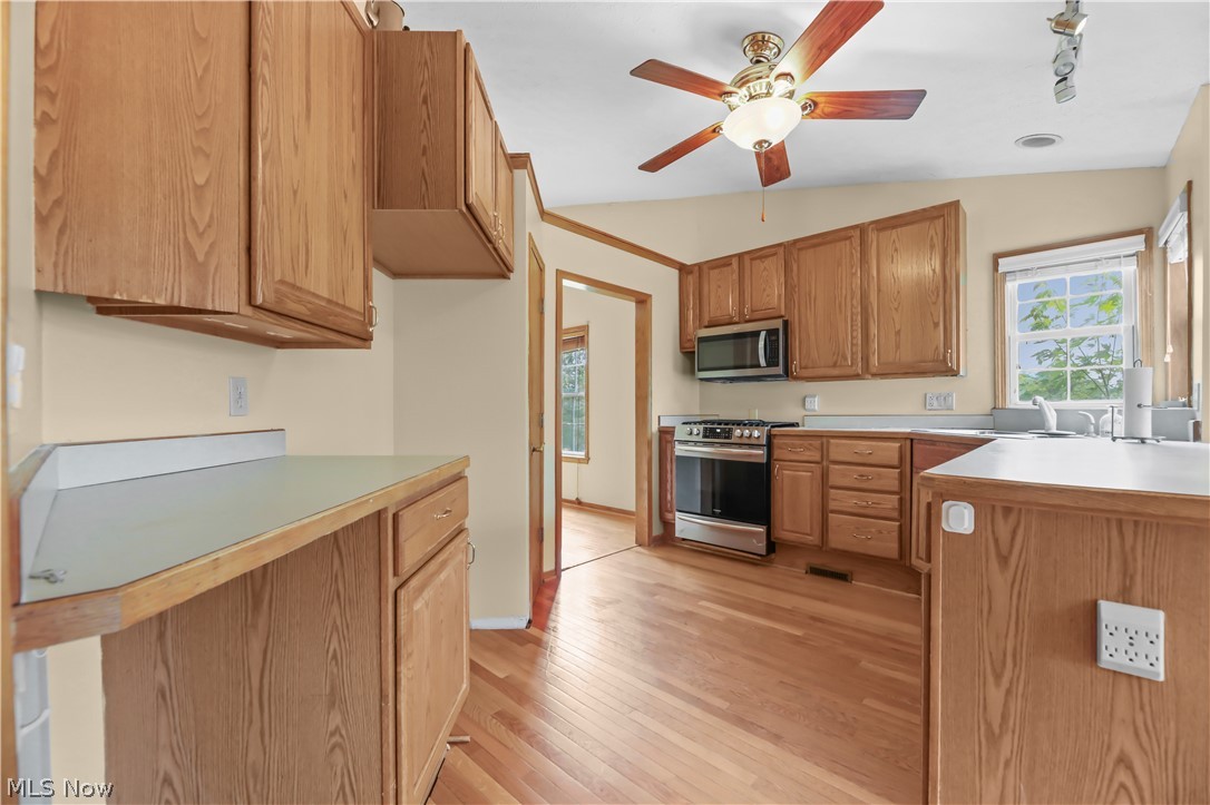 1701 Woods Road Akron OH 44306
