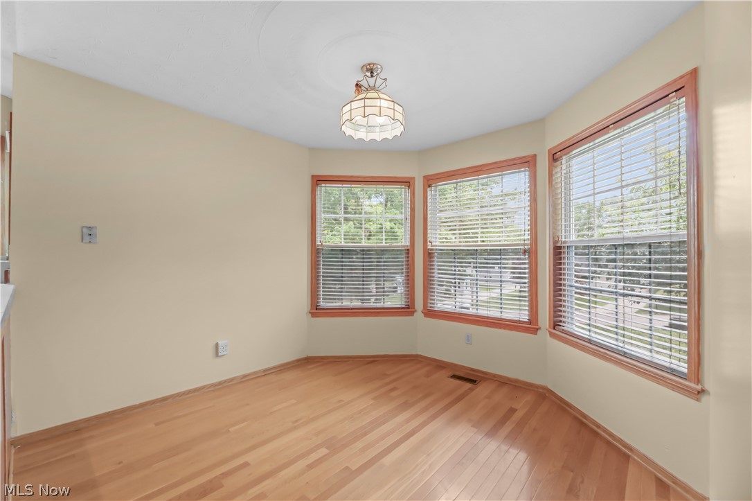 1701 Woods Road Akron OH 44306