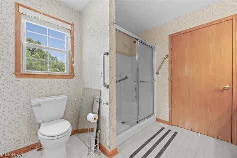 1701 Woods Road Akron OH 44306