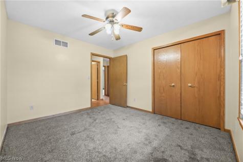 1701 Woods Road Akron OH 44306