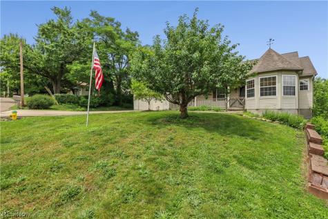 1701 Woods Road Akron OH 44306