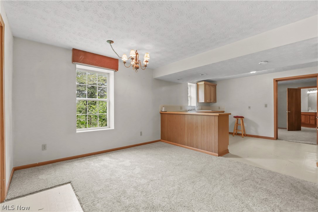 1701 Woods Road Akron OH 44306