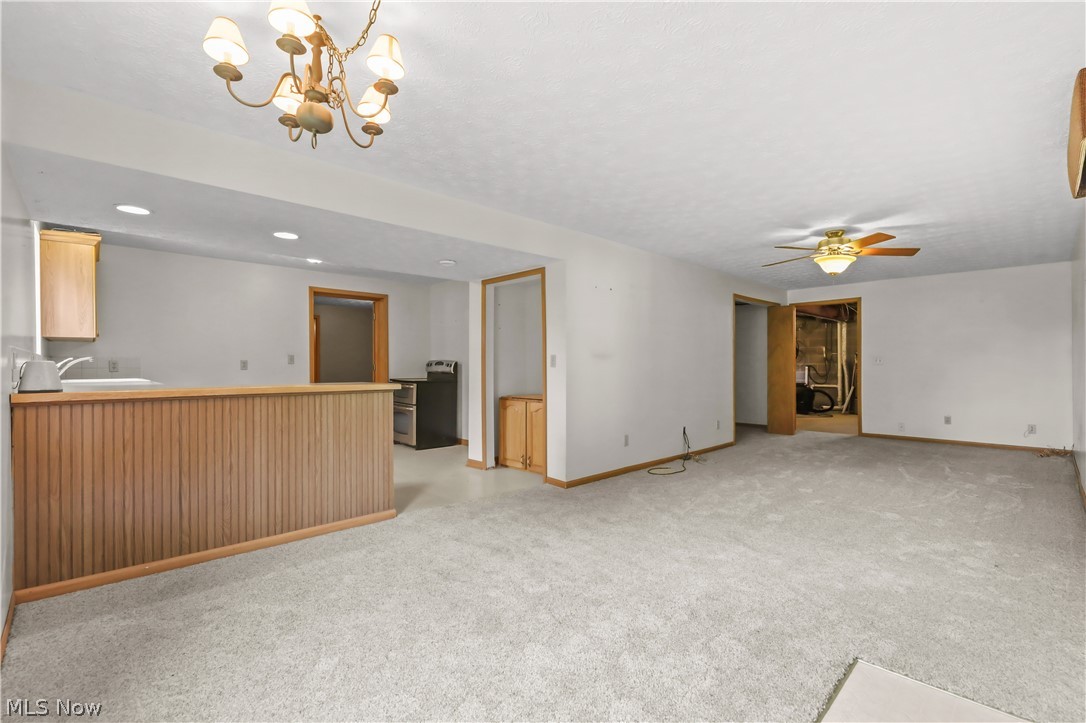 1701 Woods Road Akron OH 44306