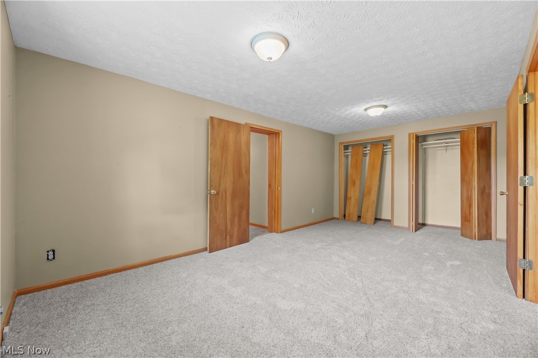 1701 Woods Road Akron OH 44306