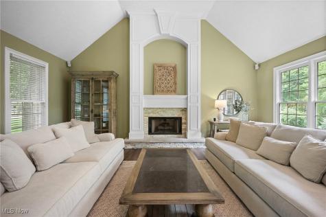 553 Parkside Drive Avon Lake OH 44012