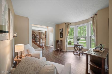 553 Parkside Drive Avon Lake OH 44012