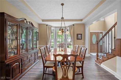 553 Parkside Drive Avon Lake OH 44012