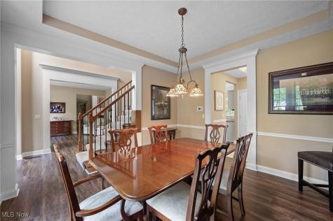 553 Parkside Drive Avon Lake OH 44012