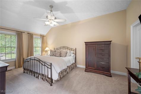 553 Parkside Drive Avon Lake OH 44012