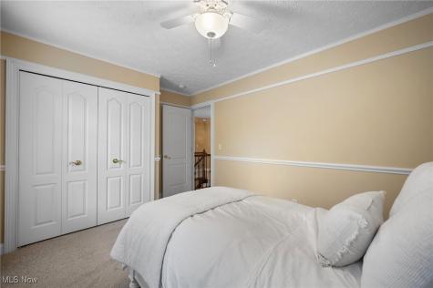 553 Parkside Drive Avon Lake OH 44012