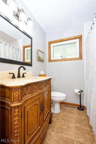 91 Spring Drive Millersburg OH 44654