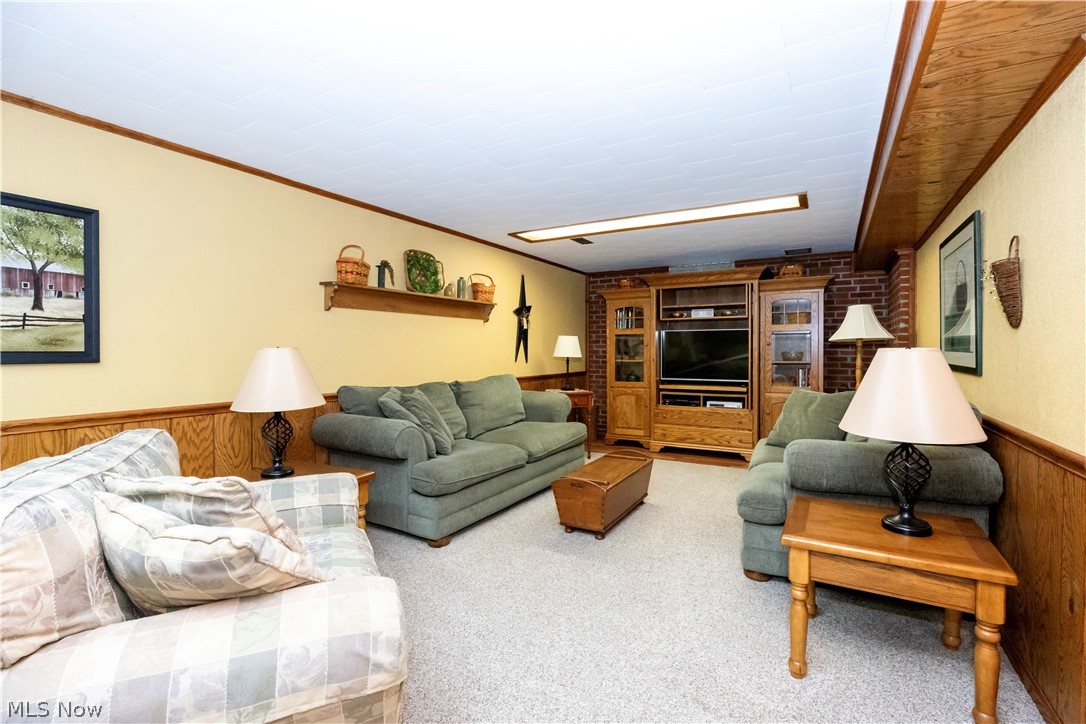 91 Spring Drive Millersburg OH 44654