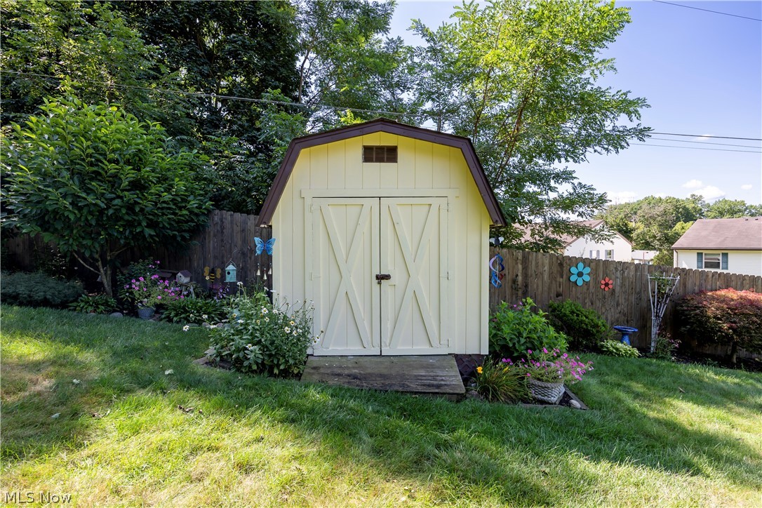 91 Spring Drive Millersburg OH 44654