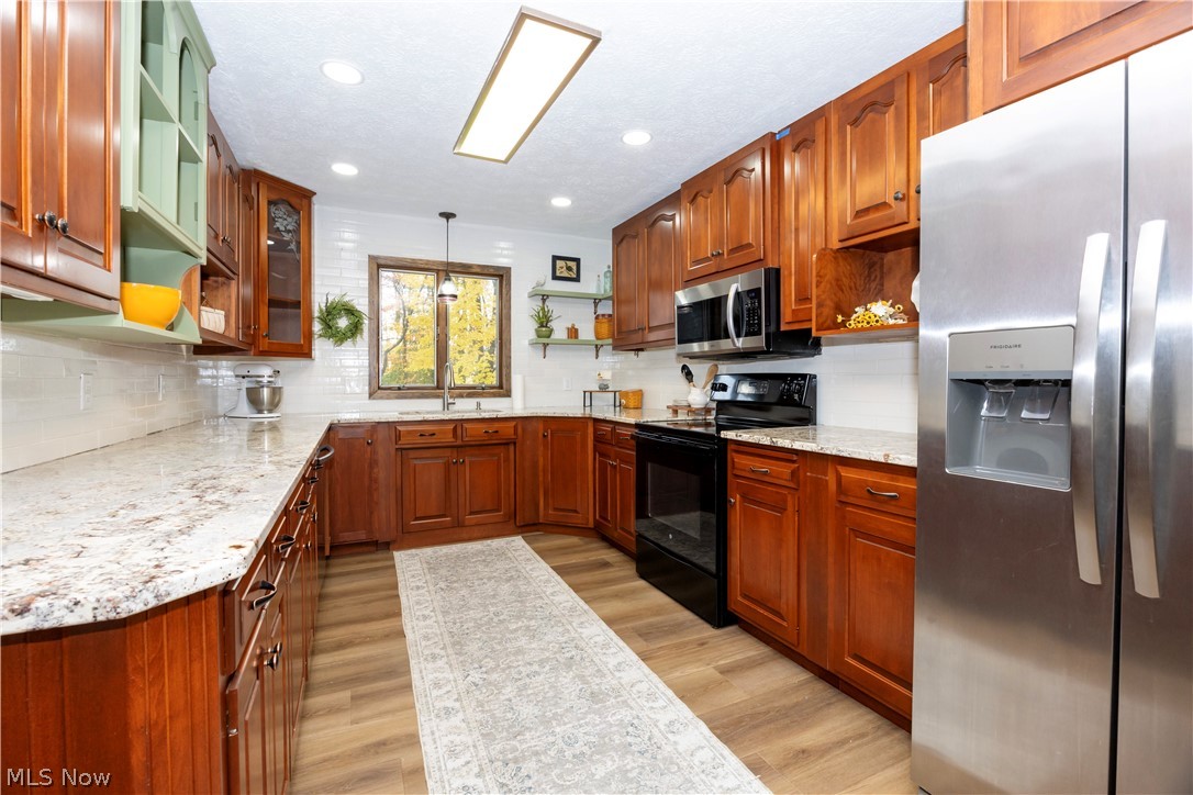 2723 Lee Drive Wooster OH 44691