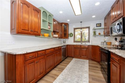 2723 Lee Drive Wooster OH 44691