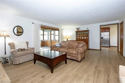 2723 Lee Drive Wooster OH 44691