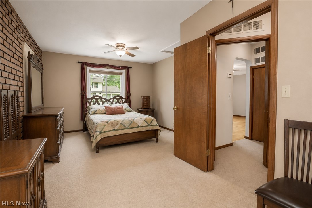 1256 E 331st Street Eastlake OH 44095