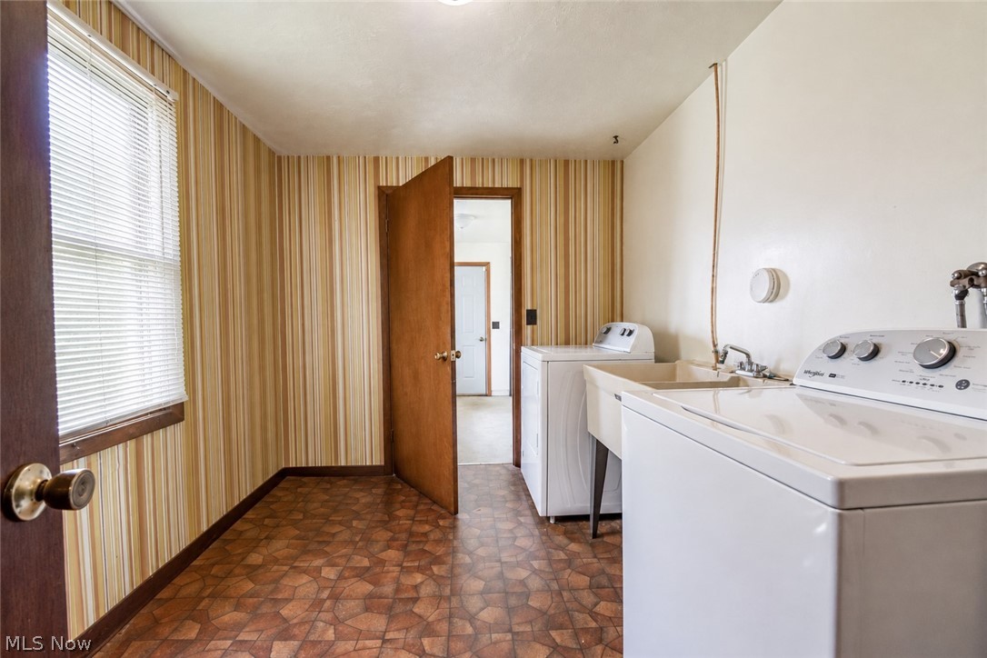 1256 E 331st Street Eastlake OH 44095