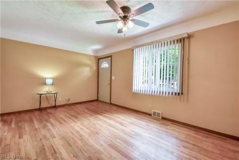 1256 E 331st Street Eastlake OH 44095