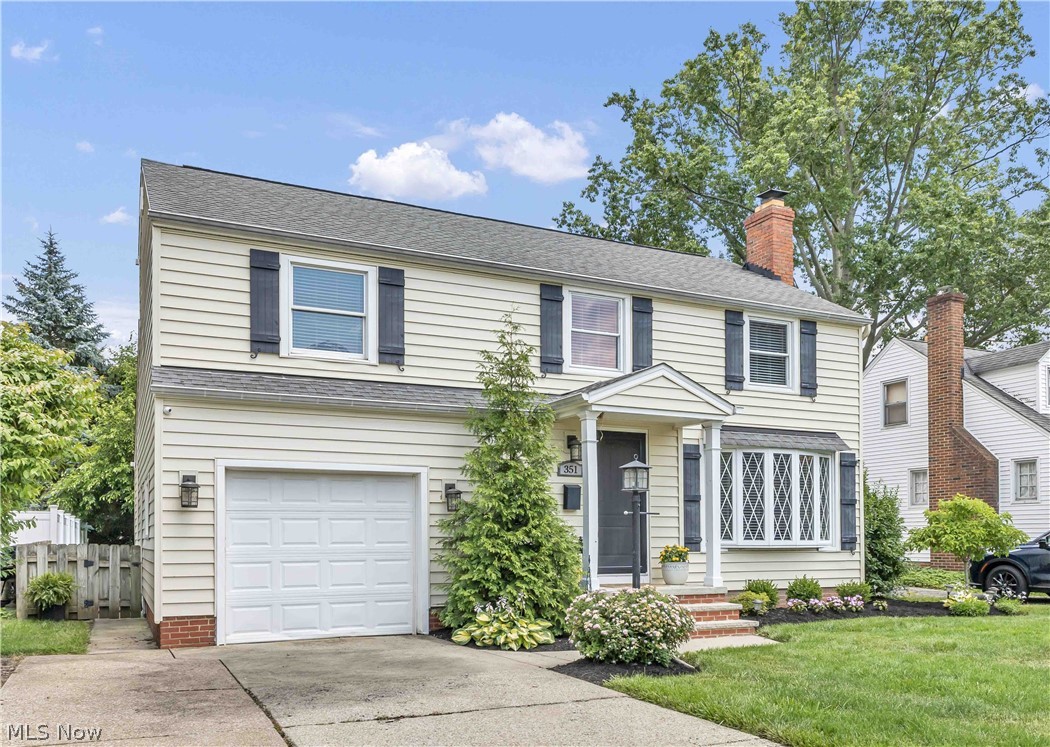 351 Oakmoor Avenue Bay Village OH 44140