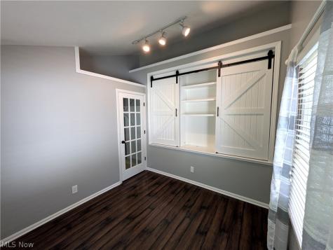 351 Oakmoor Avenue Bay Village OH 44140
