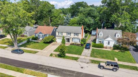 351 Oakmoor Avenue Bay Village OH 44140