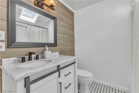 351 Oakmoor Avenue Bay Village OH 44140
