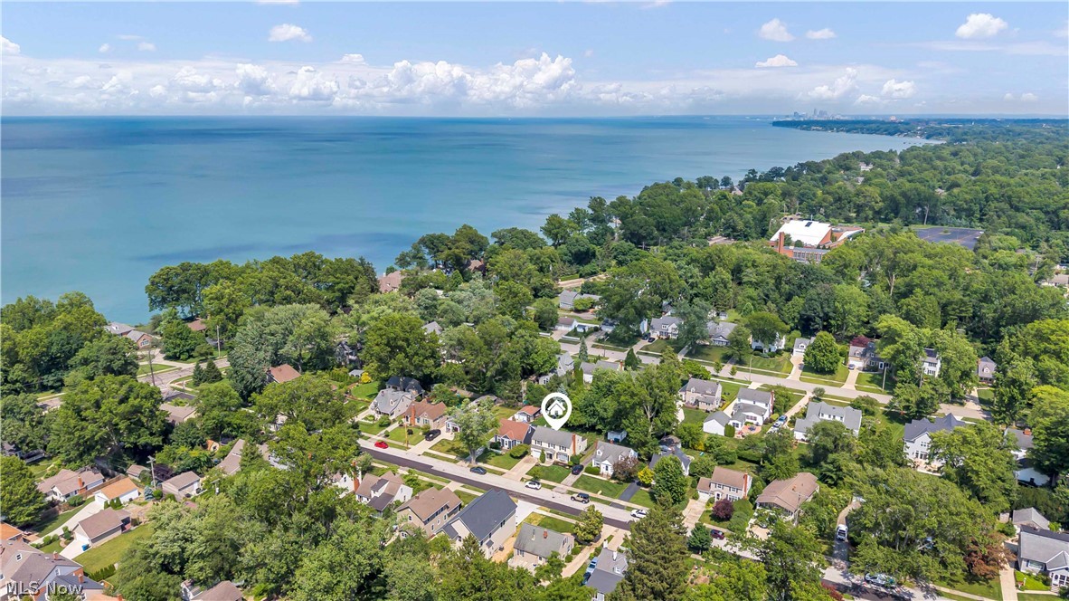 351 Oakmoor Avenue Bay Village OH 44140