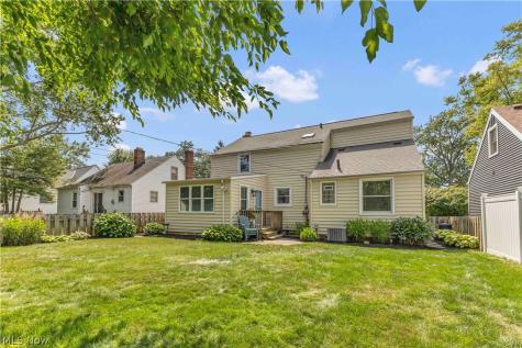 351 Oakmoor Avenue Bay Village OH 44140