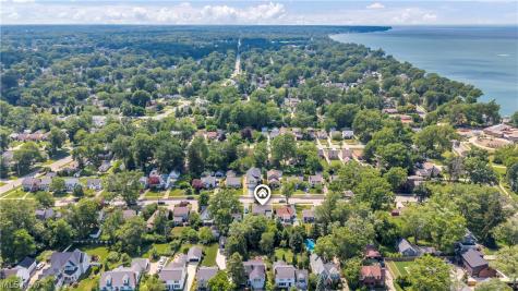 351 Oakmoor Avenue Bay Village OH 44140