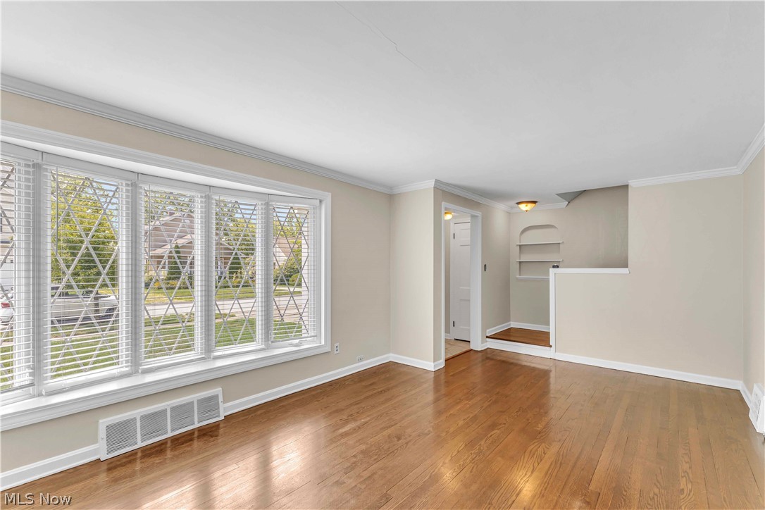 351 Oakmoor Avenue Bay Village OH 44140