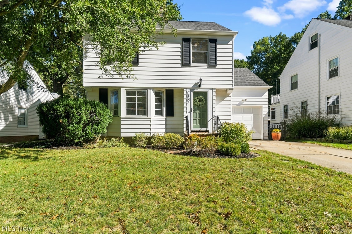 1867 Oakmount Road South Euclid OH 44121