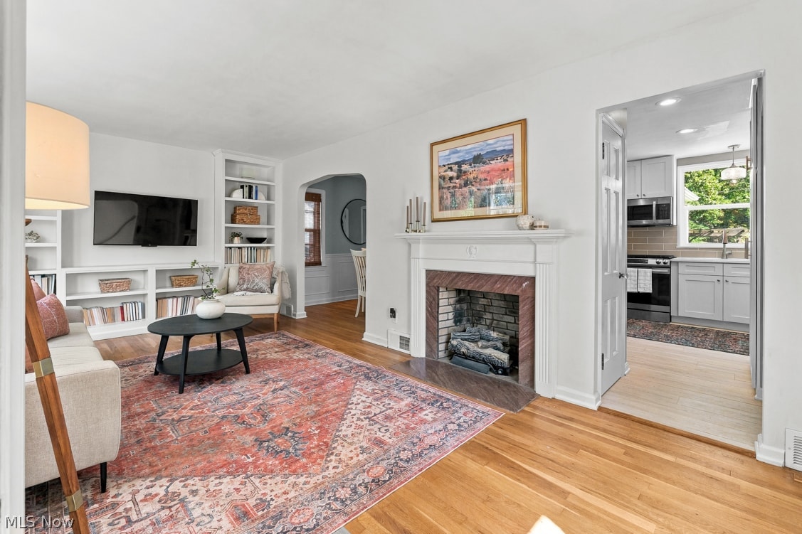 1867 Oakmount Road South Euclid OH 44121