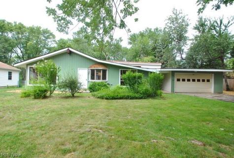 Ivy Court Mentor OH 44095