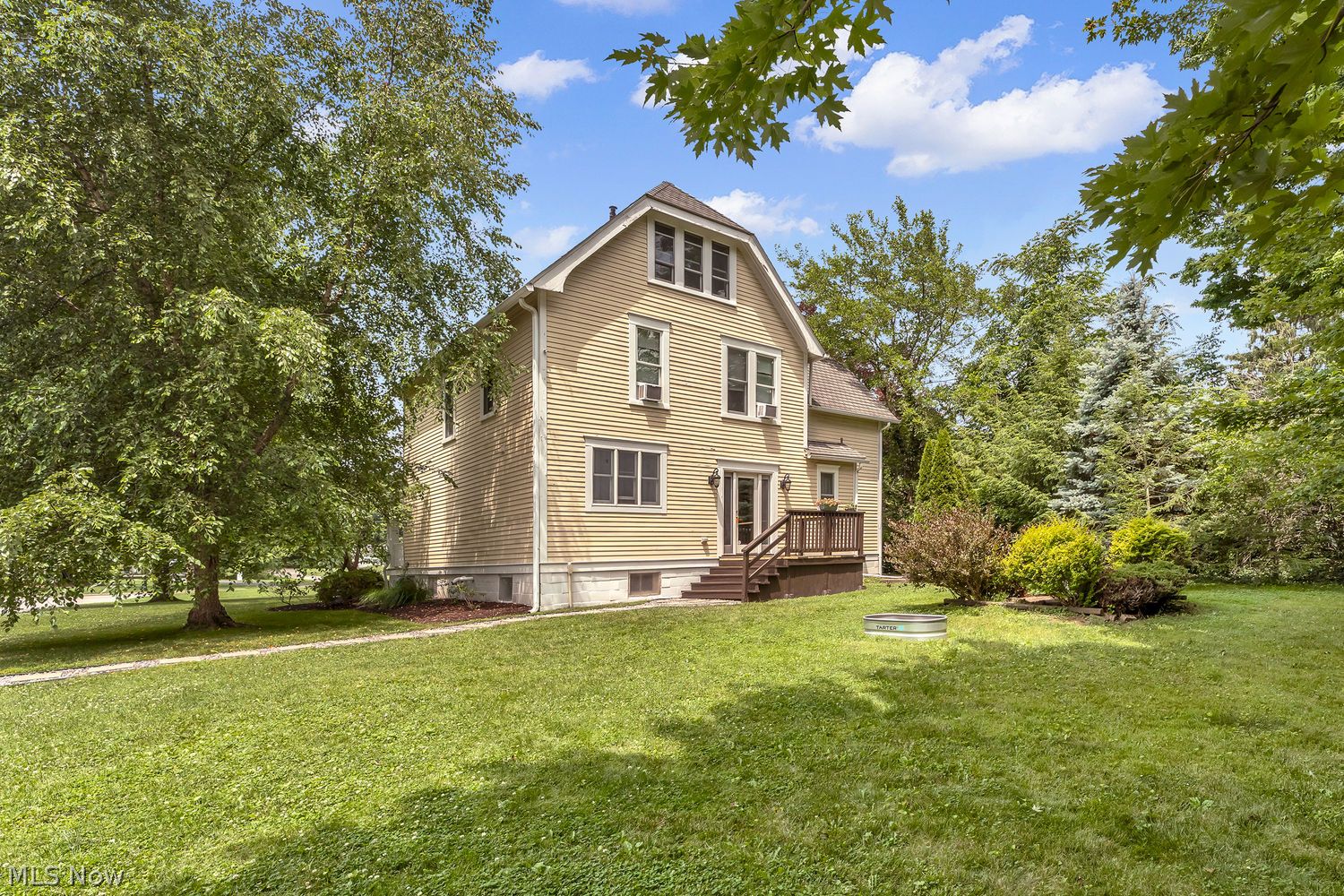 231 S Broad Street Canfield OH 44406