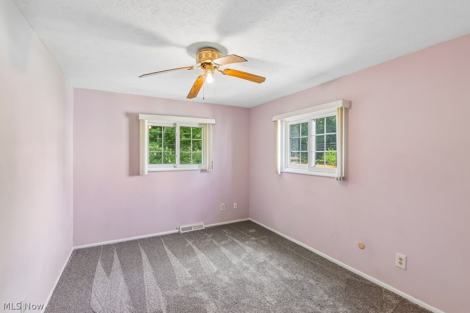 5594 Dorothy Drive North Olmsted OH 44070