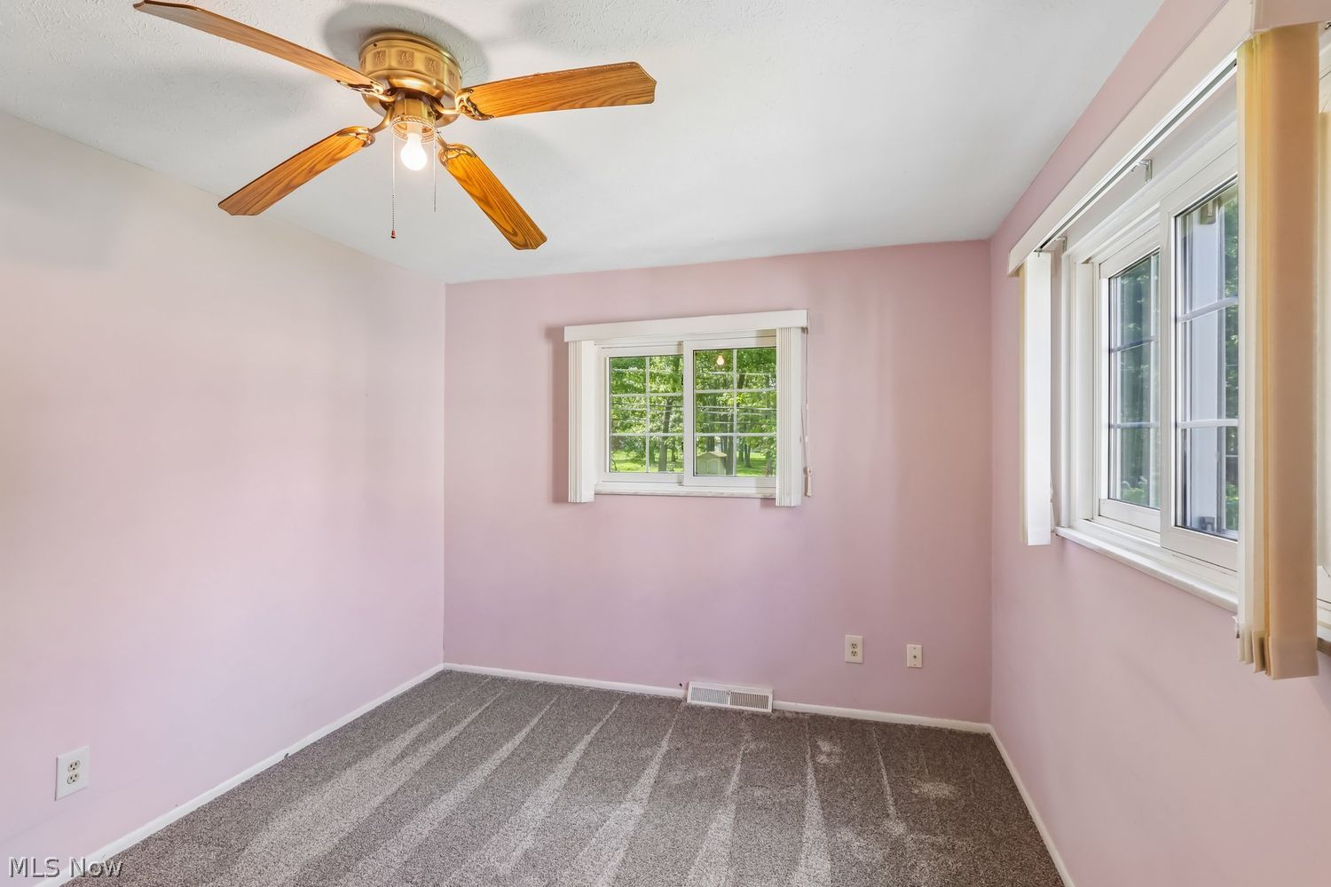 5594 Dorothy Drive North Olmsted OH 44070