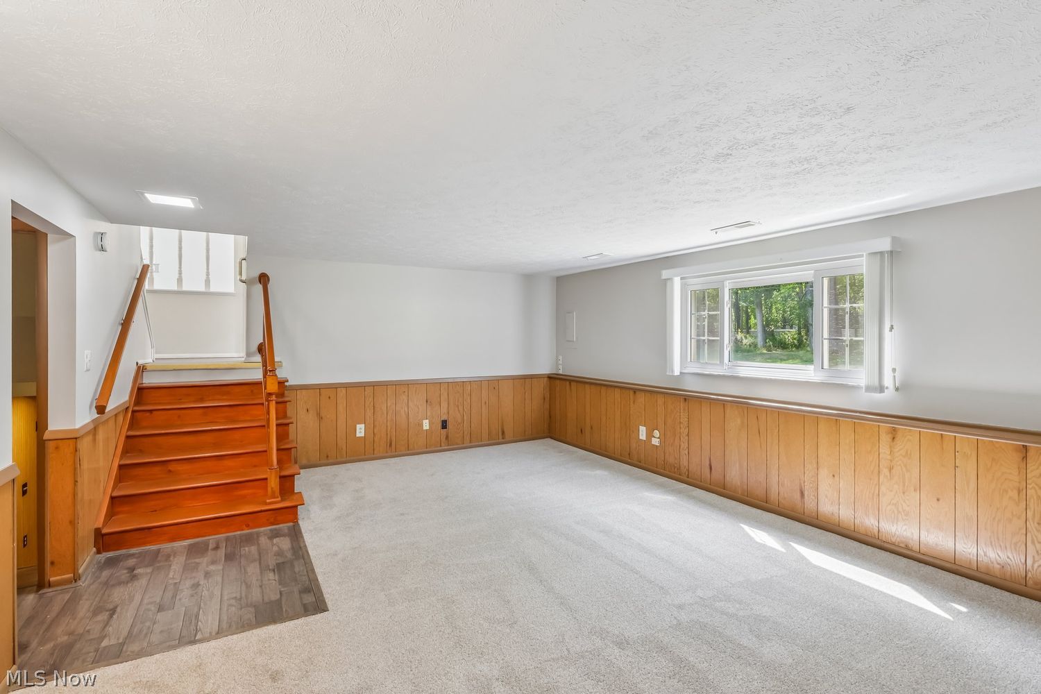 5594 Dorothy Drive North Olmsted OH 44070