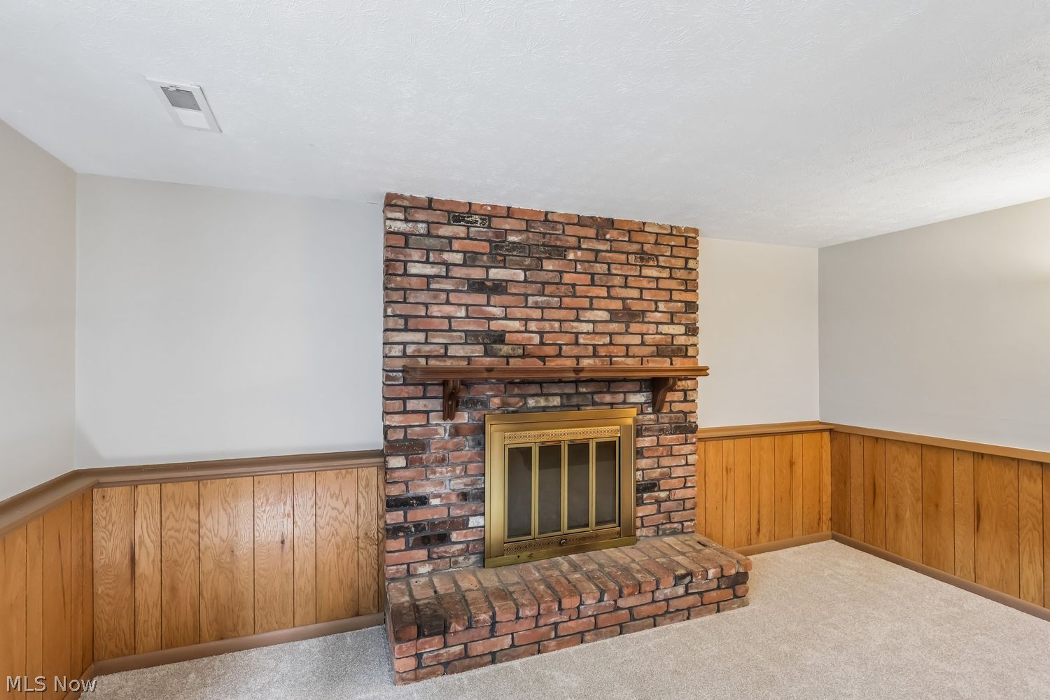 5594 Dorothy Drive North Olmsted OH 44070
