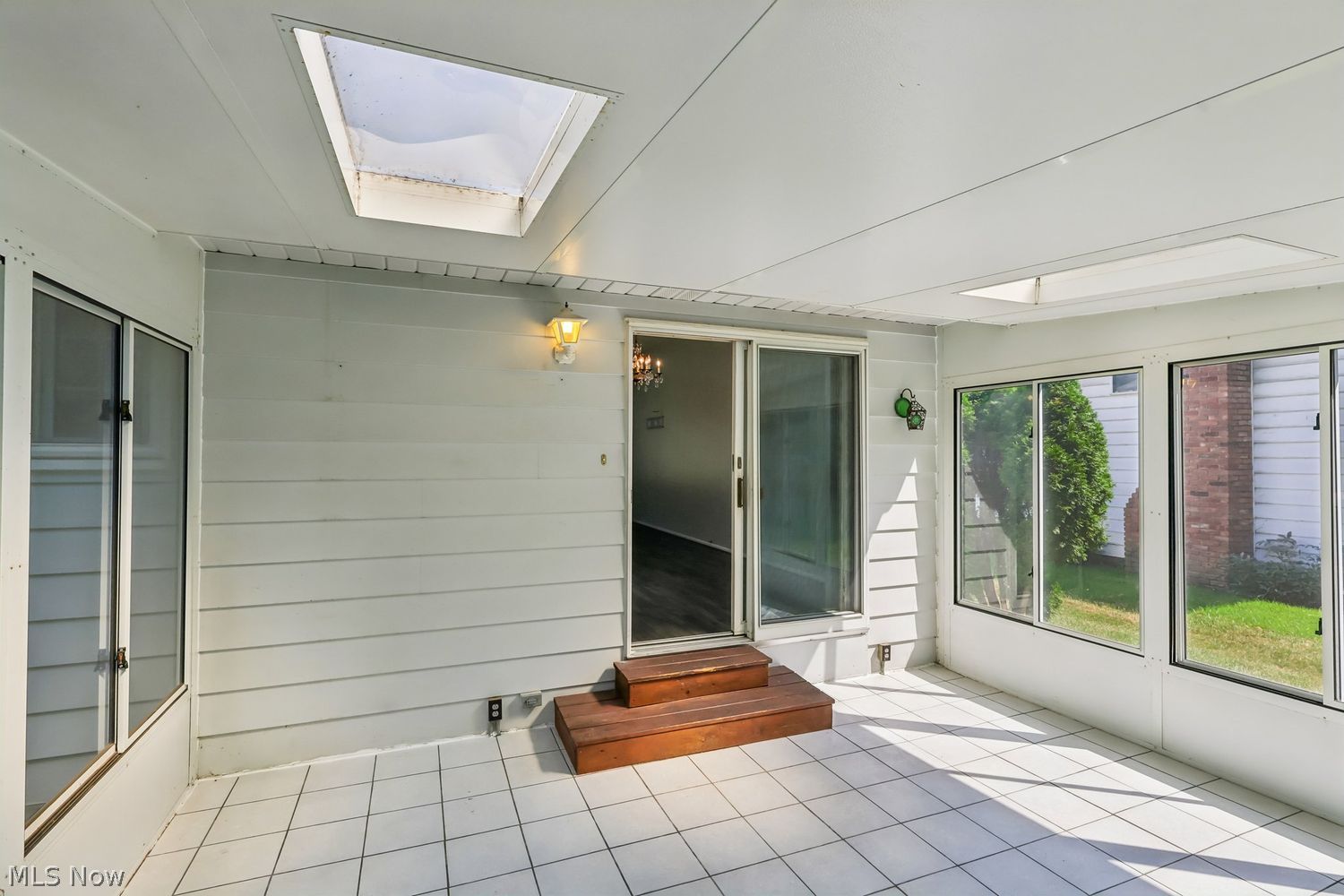 5594 Dorothy Drive North Olmsted OH 44070