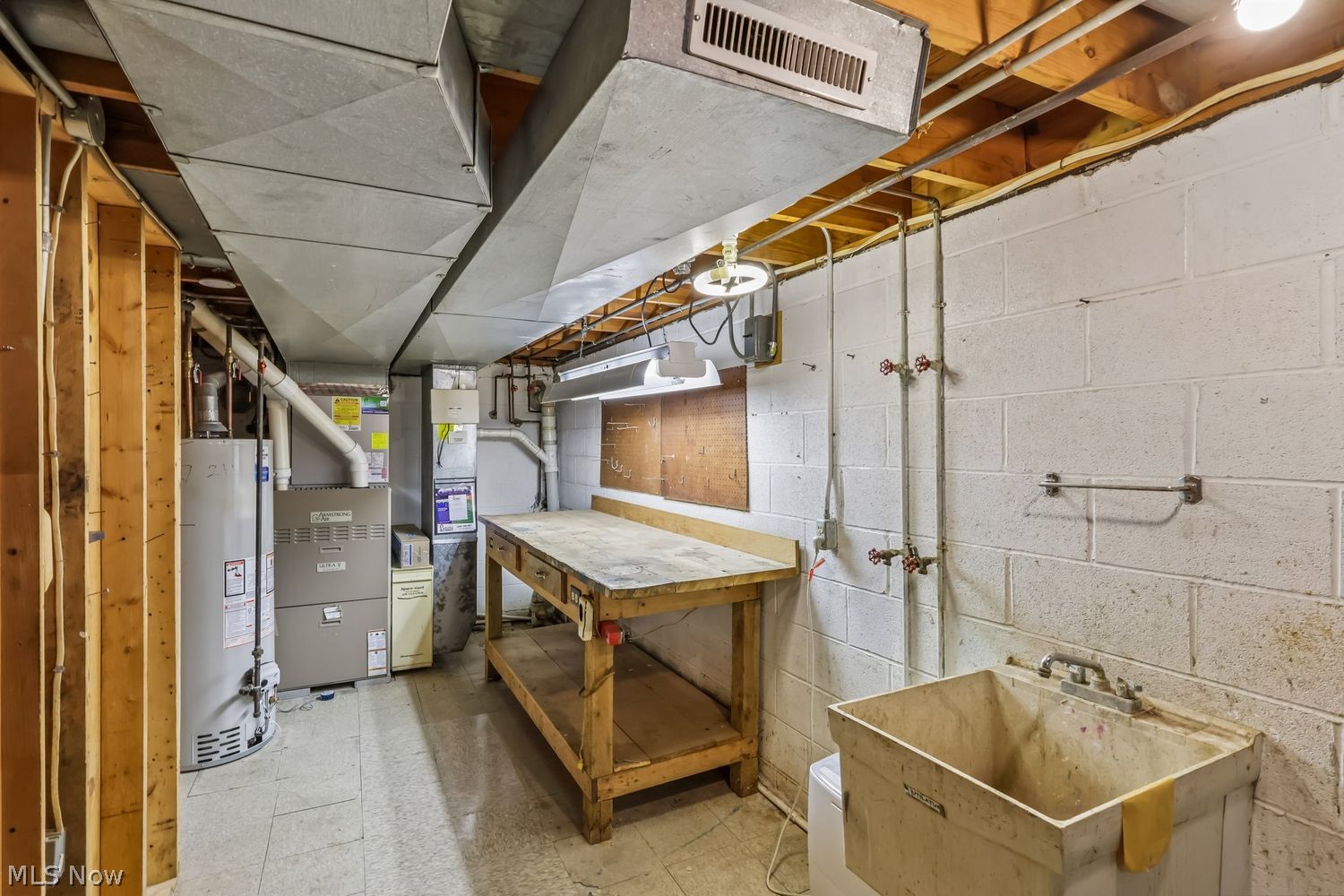 5594 Dorothy Drive North Olmsted OH 44070