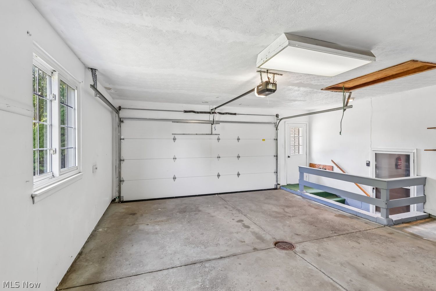 5594 Dorothy Drive North Olmsted OH 44070