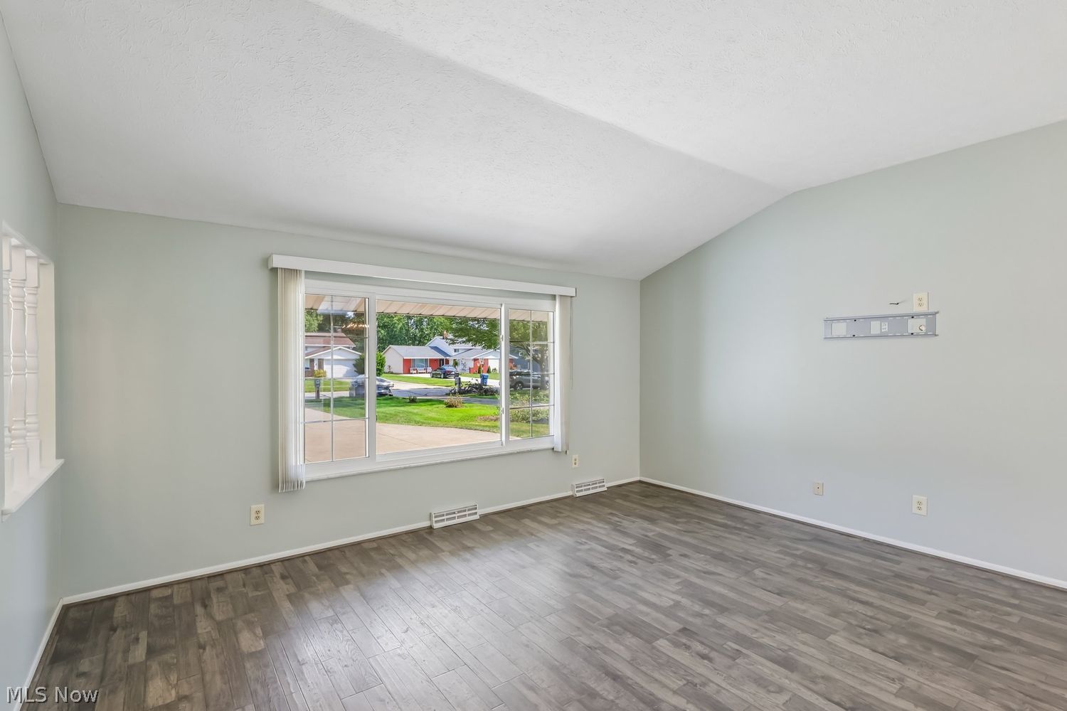 5594 Dorothy Drive North Olmsted OH 44070