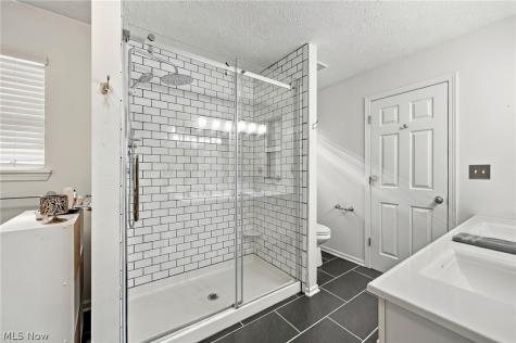 2472 W 5th Street Cleveland OH 44113