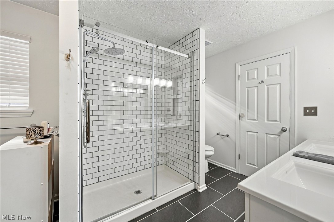2472 W 5th Street Cleveland OH 44113