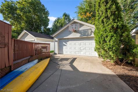 2472 W 5th Street Cleveland OH 44113