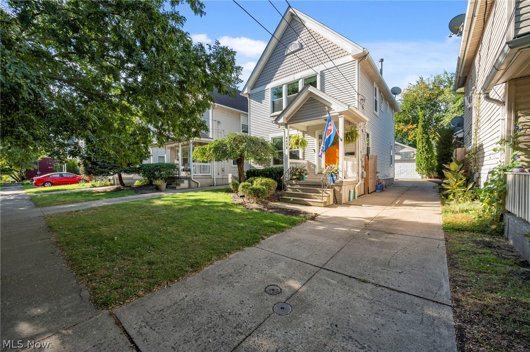 2472 W 5th Street Cleveland OH 44113
